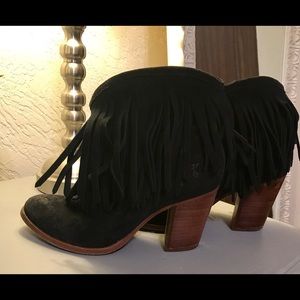 Frye IIana leather fringe ankle booties
